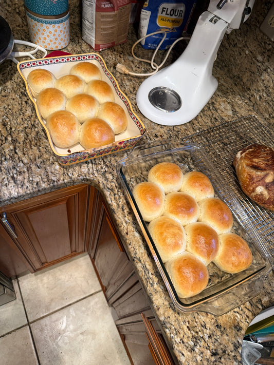 Thanksgiving Yeast Dinner Rolls